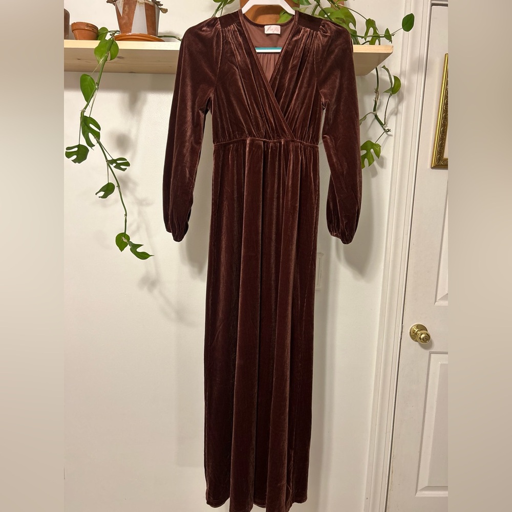 Elegant Brown Velvet Corduroy Maxi Dress